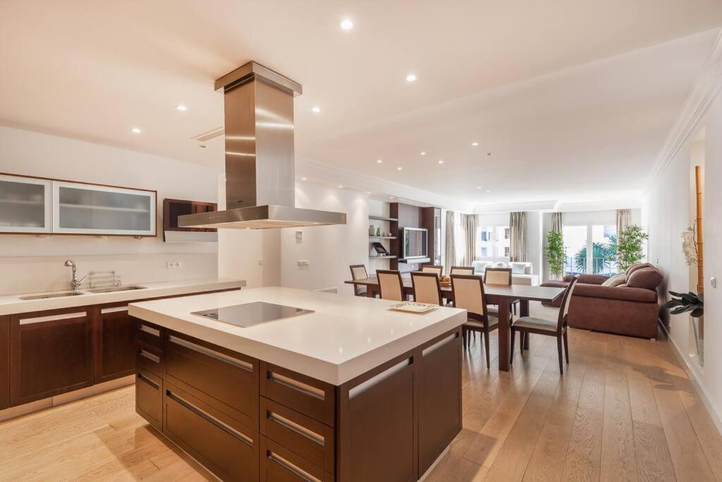 Bright Elegant 3Bdr Apartment In Puerto Banus Marbella Eksteriør billede