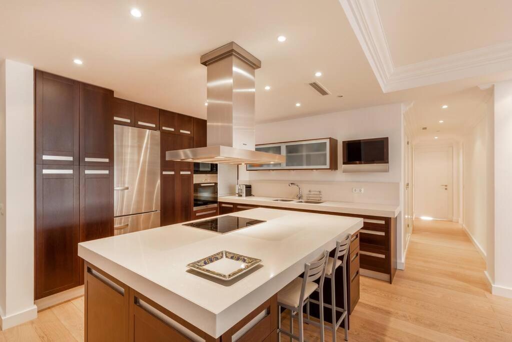 Bright Elegant 3Bdr Apartment In Puerto Banus Marbella Eksteriør billede